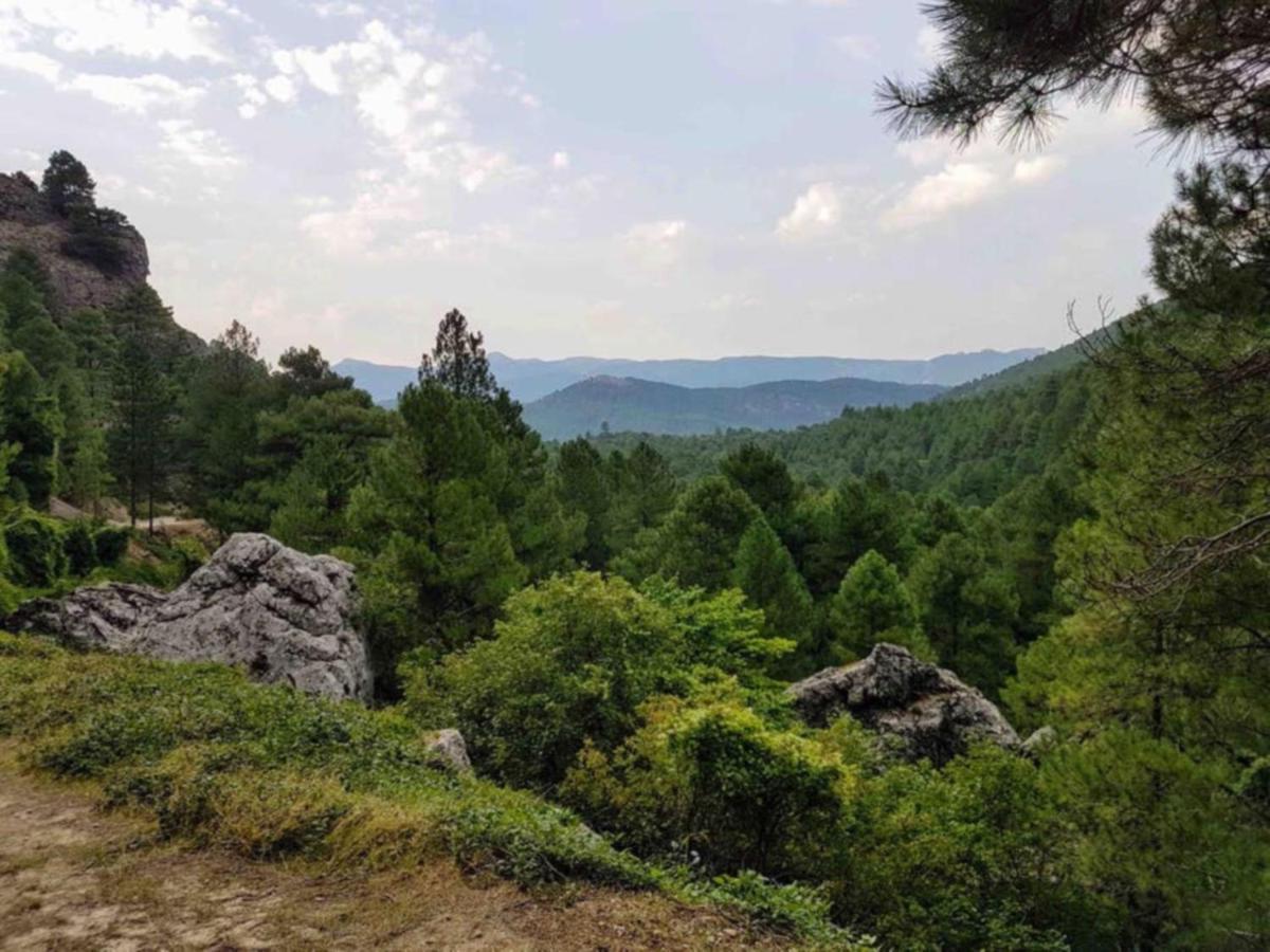 La Del En Zafiro Lagunazo Parque Natural Del Río Mundo Riópar